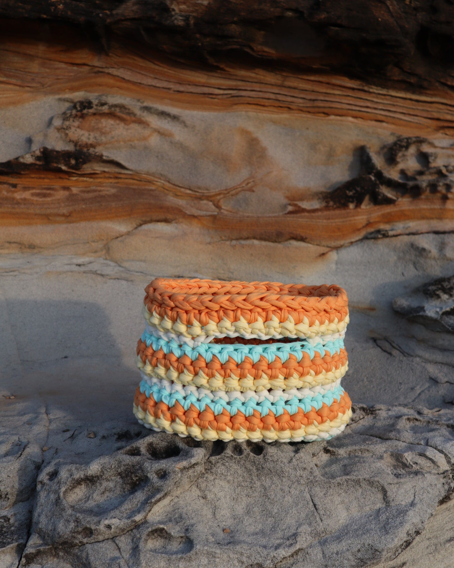 The Bucket - striped