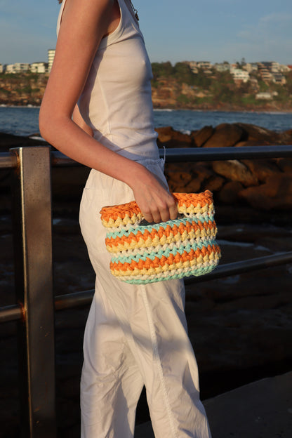 The Bucket - striped